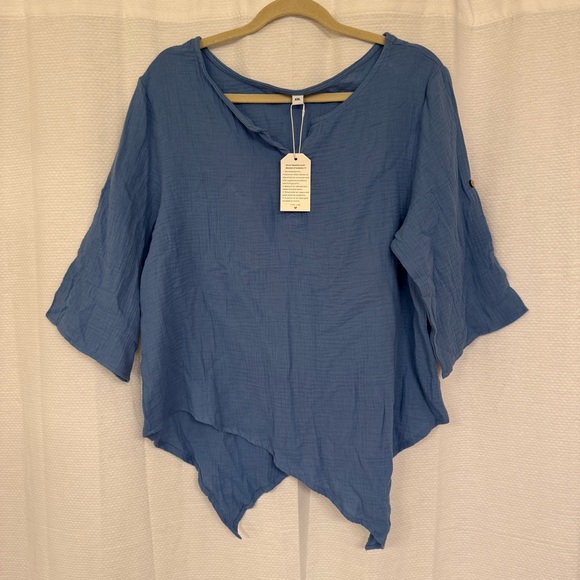 Blue half sleeve or button up sleeve asymmetric hemline top, boho, casual, comfy - Picture 5 of 9